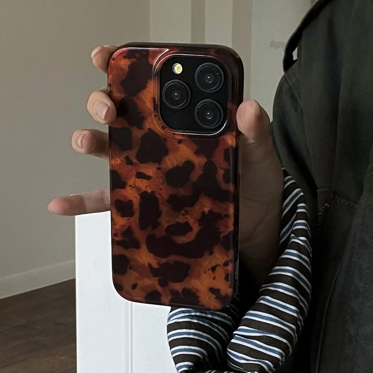 Ретро-чехол для телефона с лаз – обзор и цена Phone Cases Online