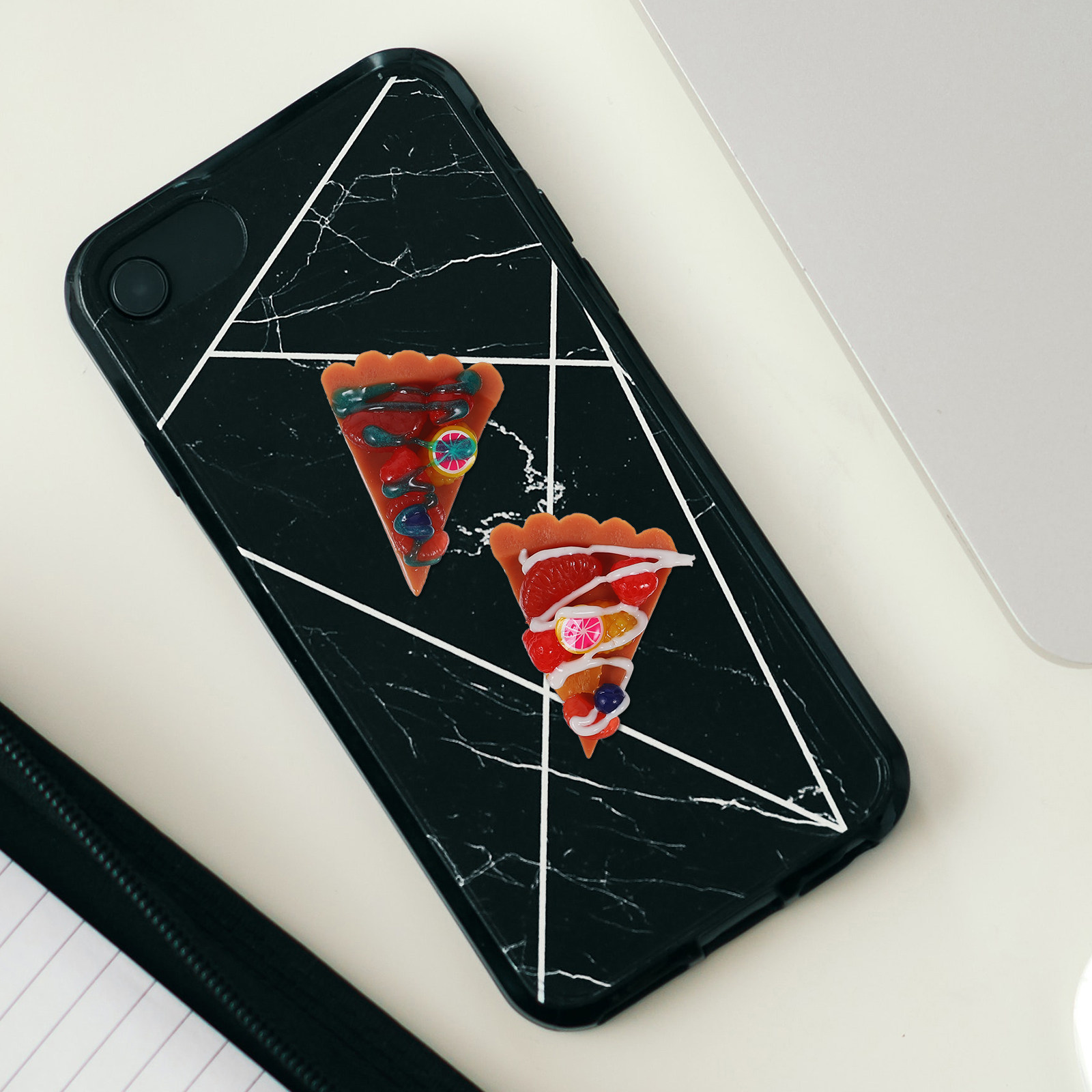 3 шт. миниатюрных треугольных  – обзор и цена Phone Cases With Charms